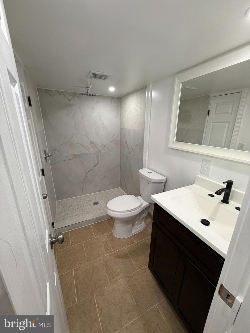 2938 Westmont Street photo 9