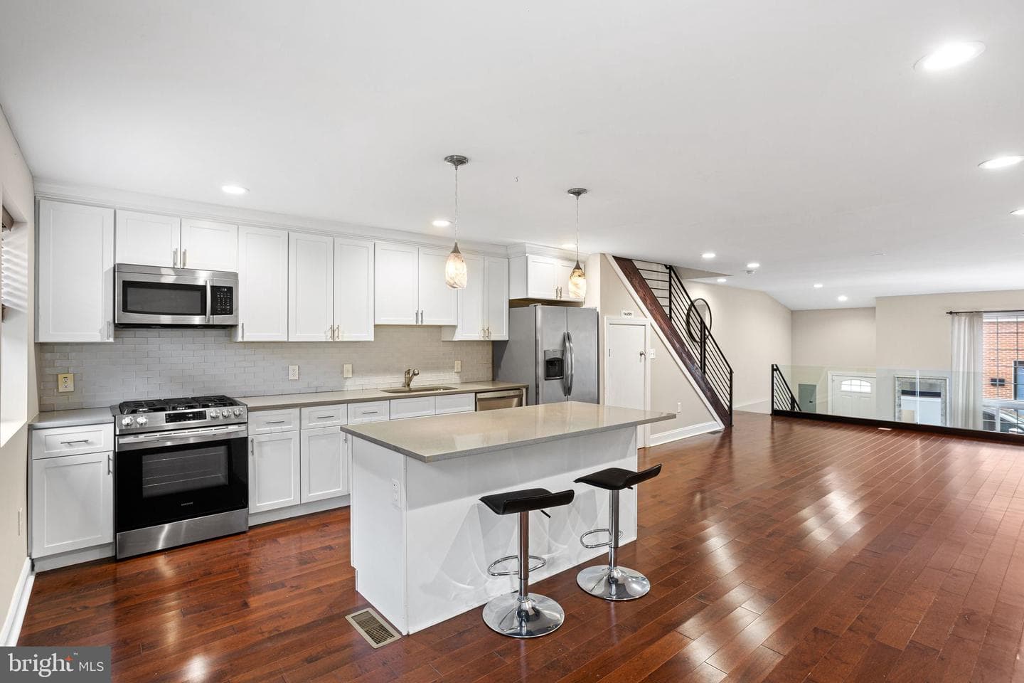 6225 Osage Avenue photo 1