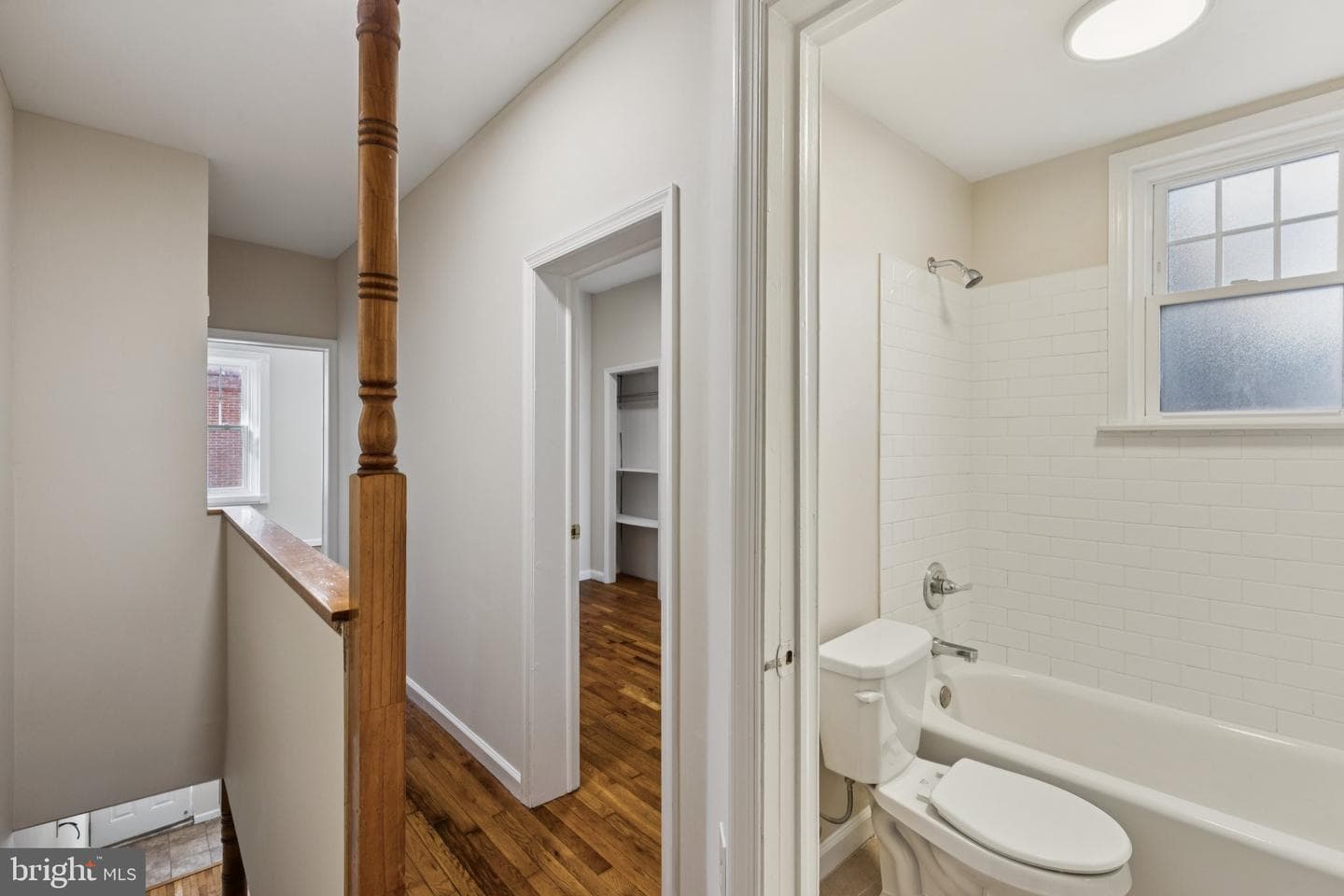 313 Daly Street photo 18