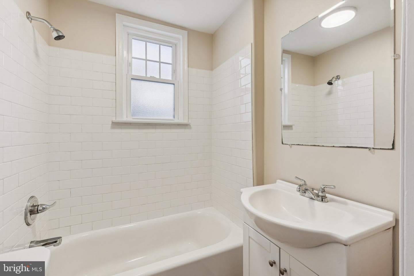 313 Daly Street photo 26