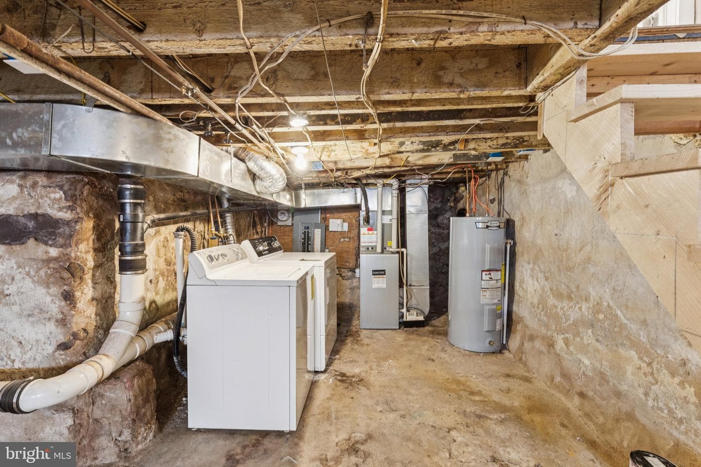 313 Daly Street photo 27