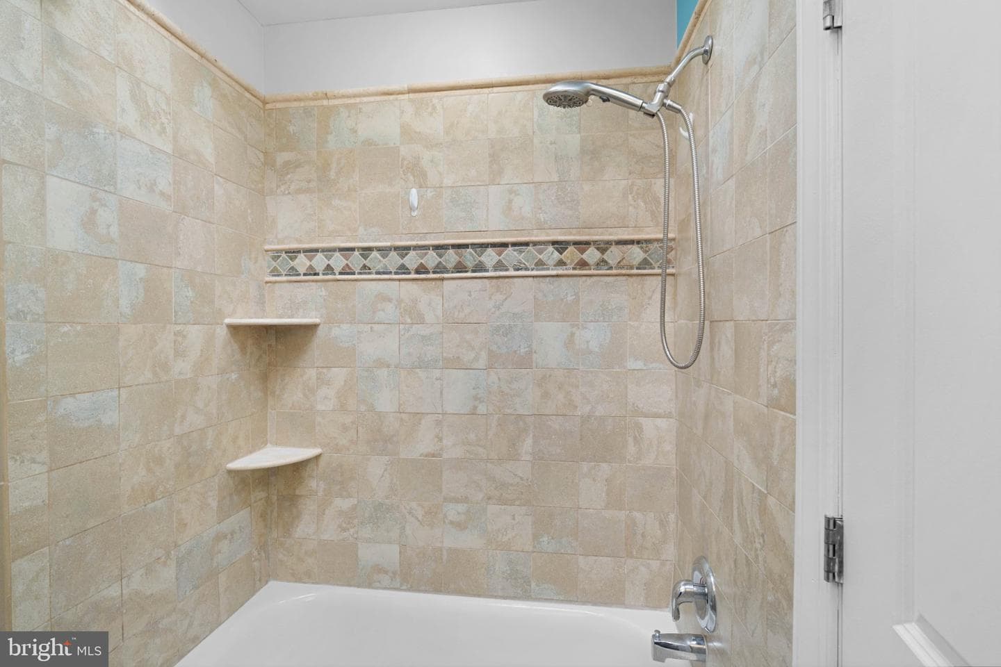 7847 Brous Avenue photo 22