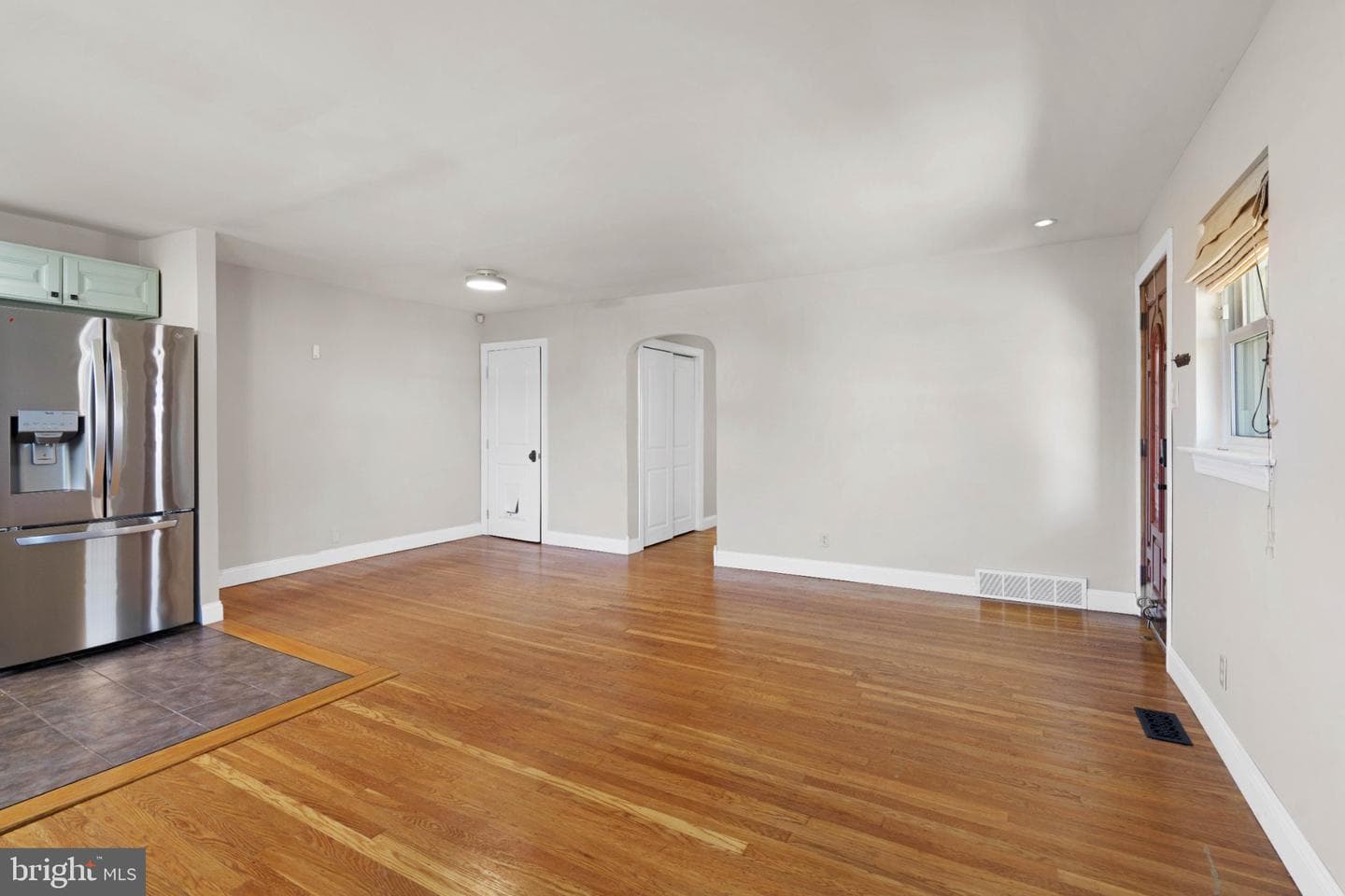 7847 Brous Avenue photo 6