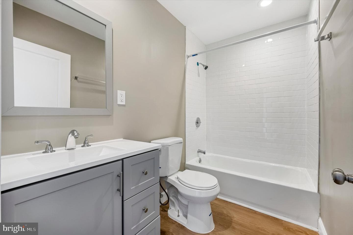 1338 Wagner Avenue photo 38
