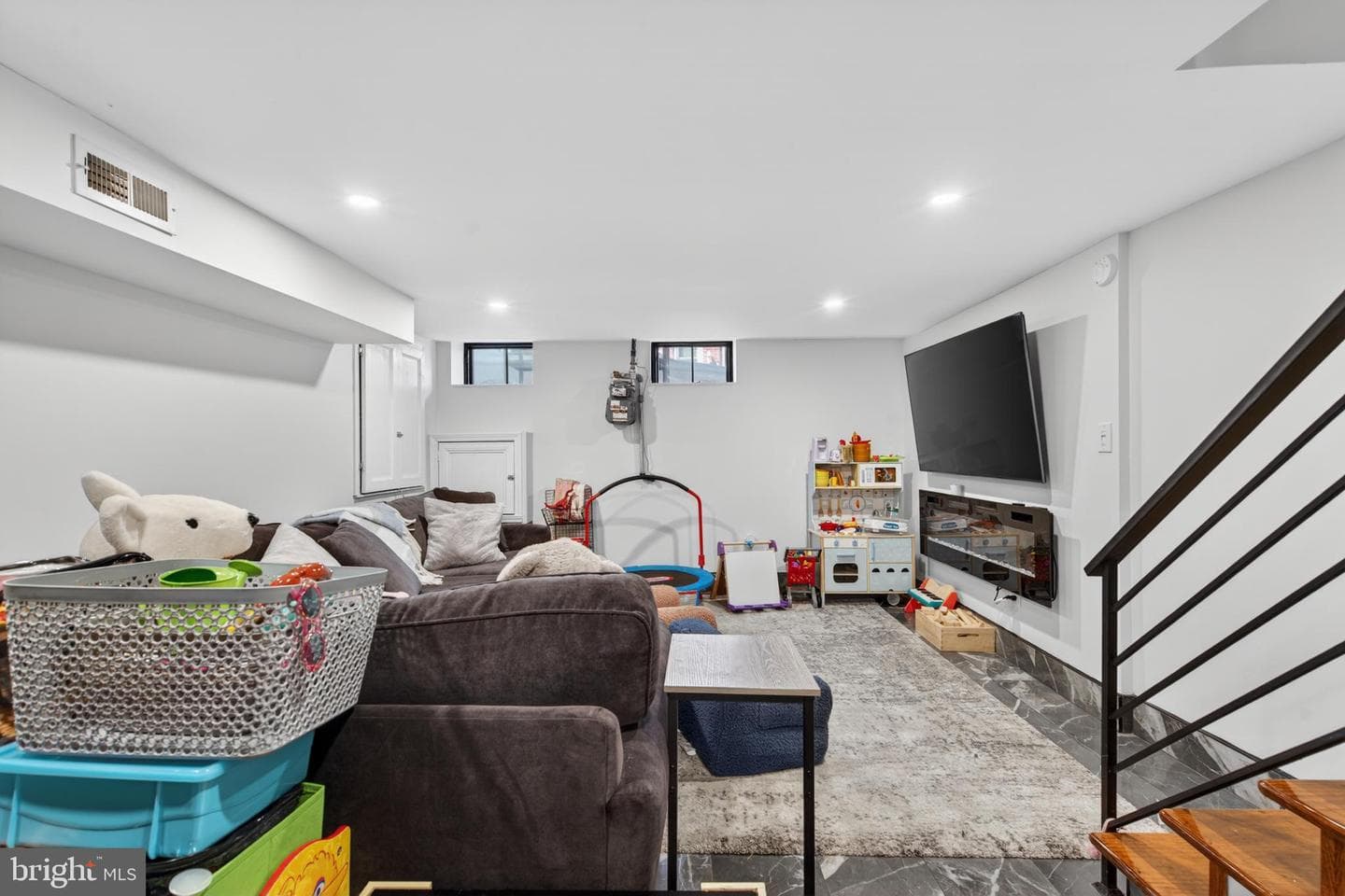 426 Cross Street photo 35