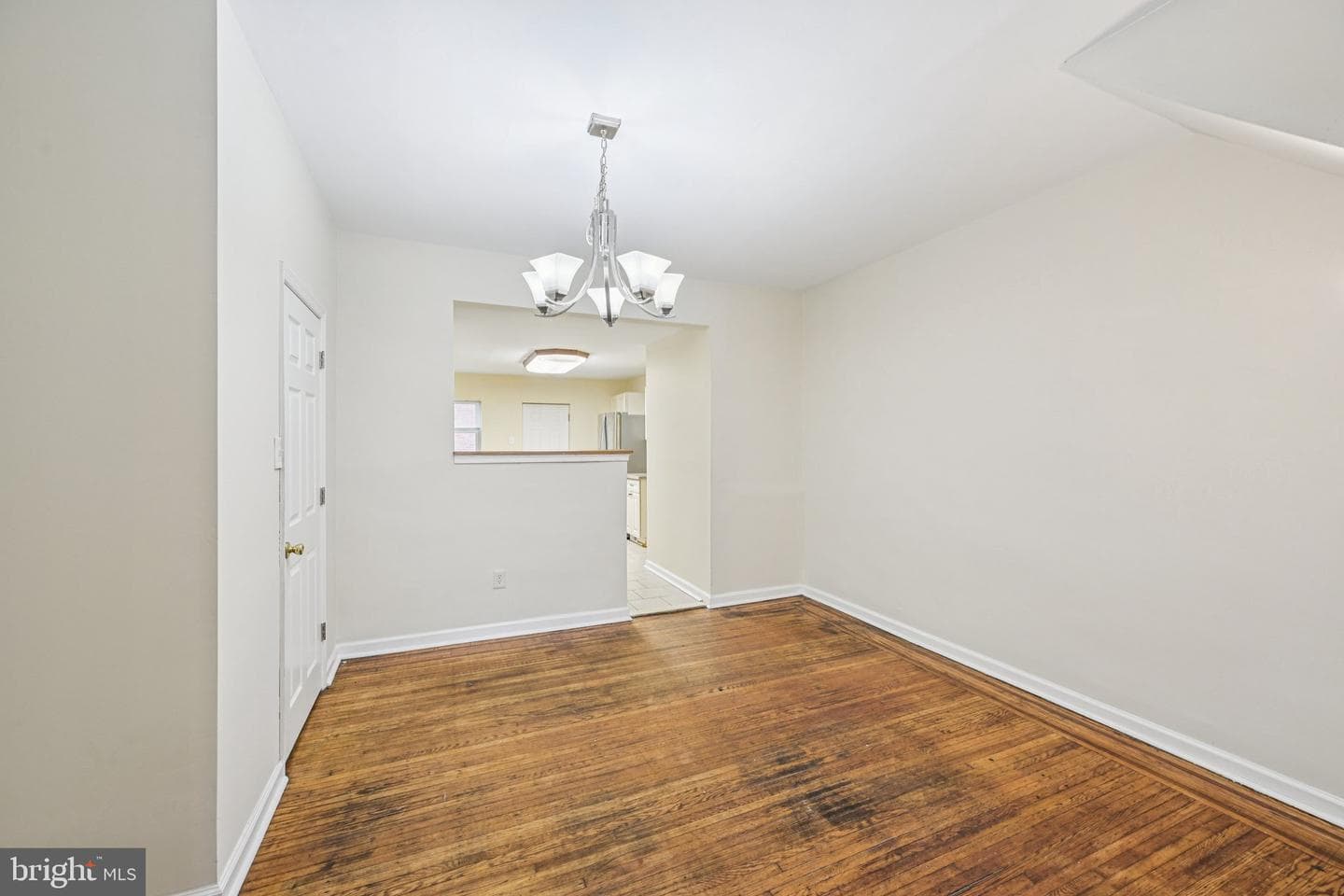 6231 Lansdowne Avenue photo 12