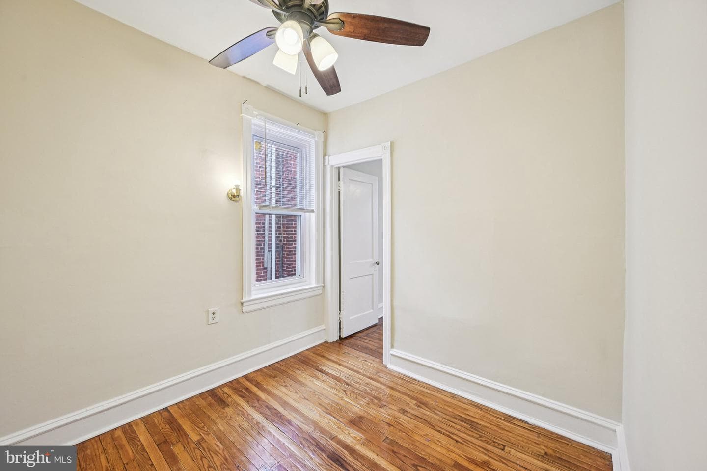 6231 Lansdowne Avenue photo 24
