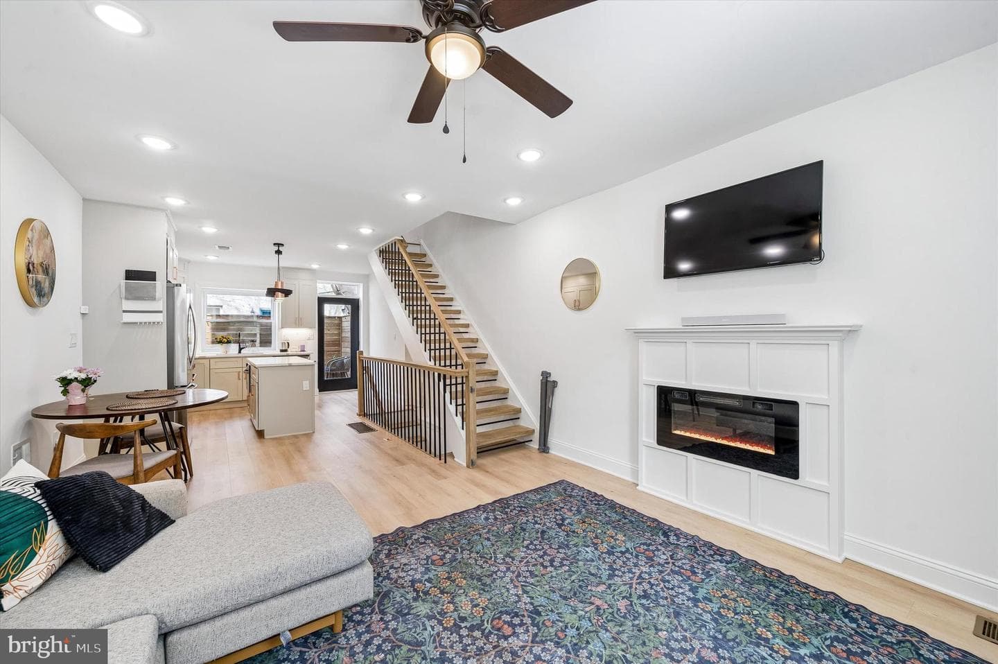 1227 Webster Street photo 3