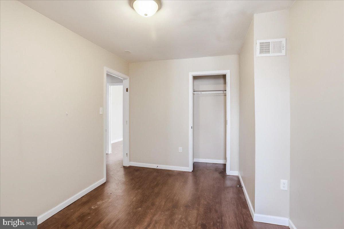810 N Preston Street photo 12