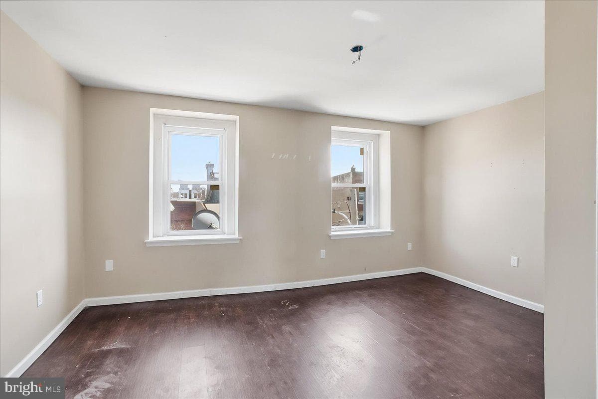 810 N Preston Street photo 18