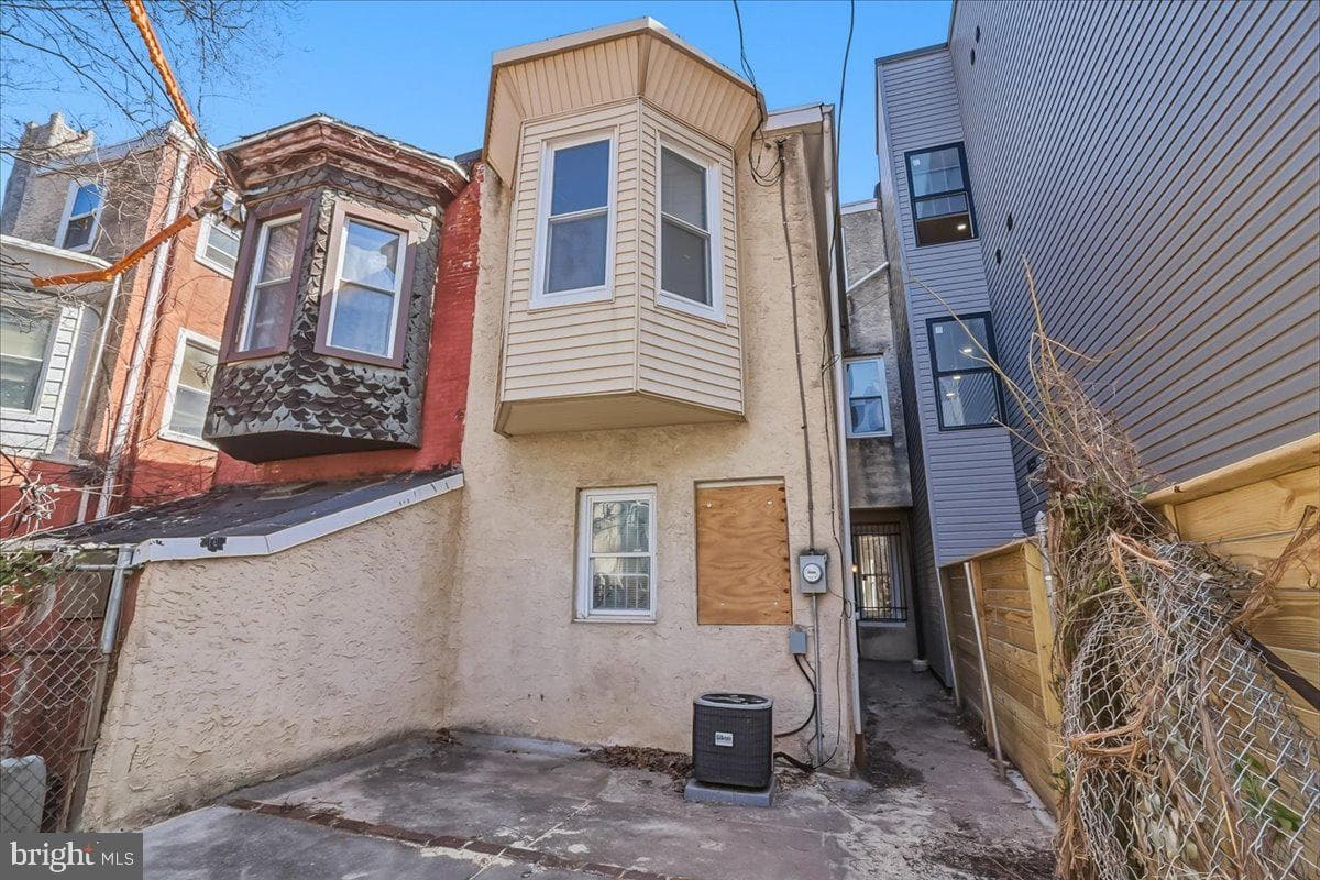 810 N Preston Street photo 21