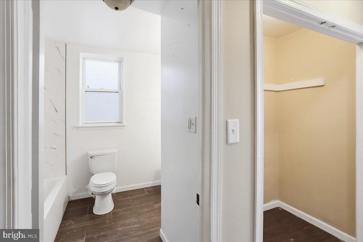 810 N Preston Street photo 9