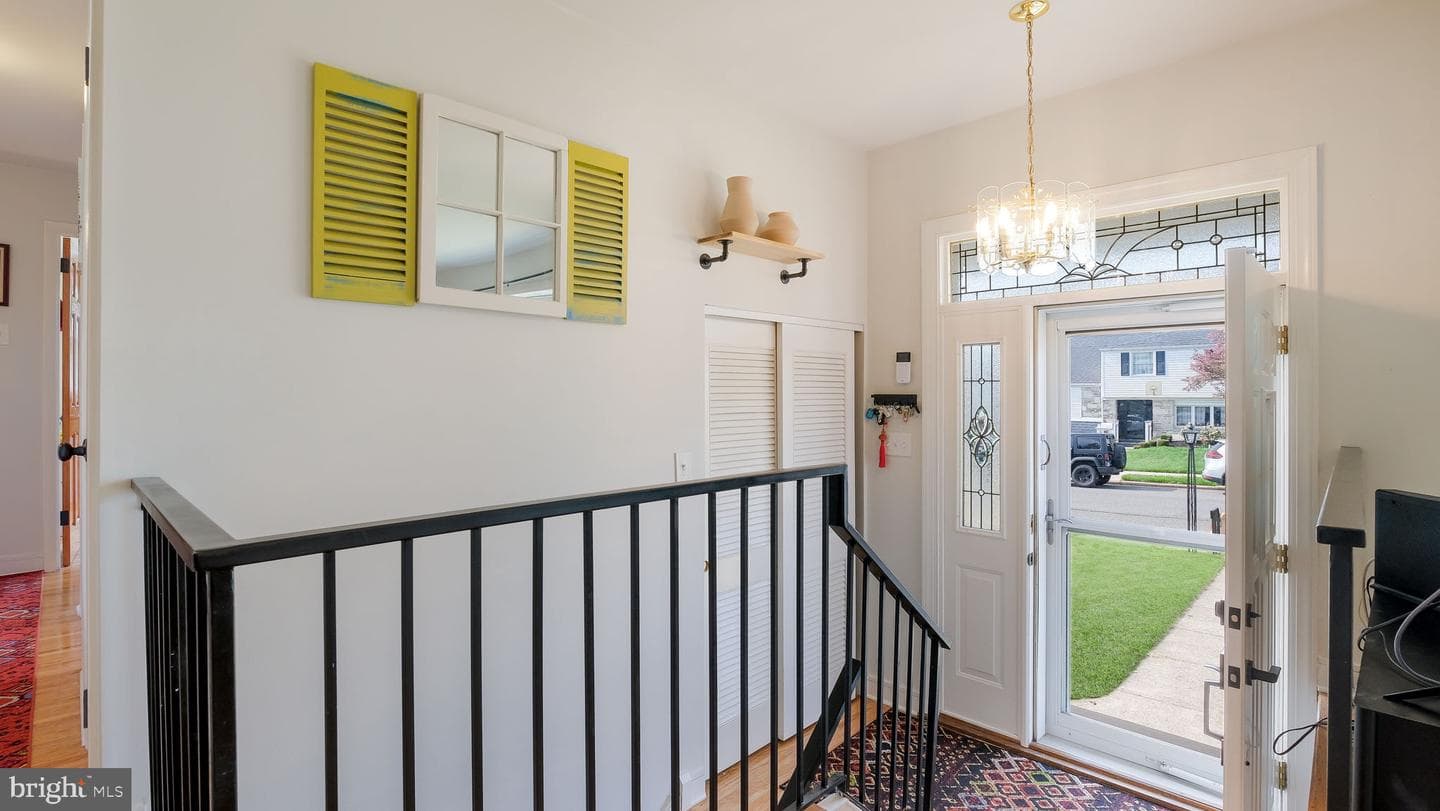 823 Regina Street photo 5