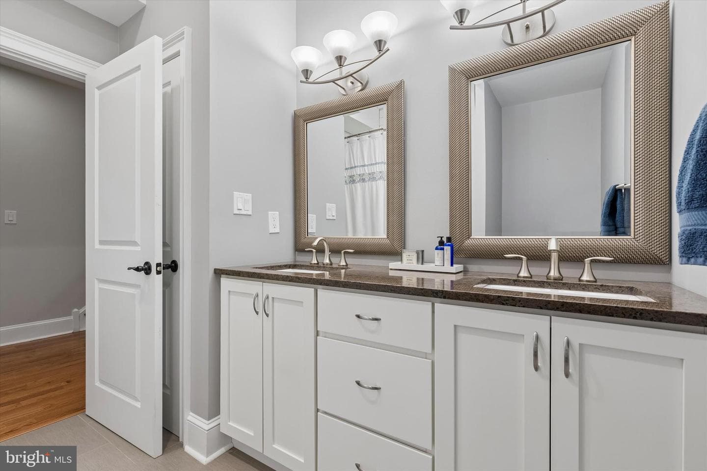 216 Wendover Street photo 21