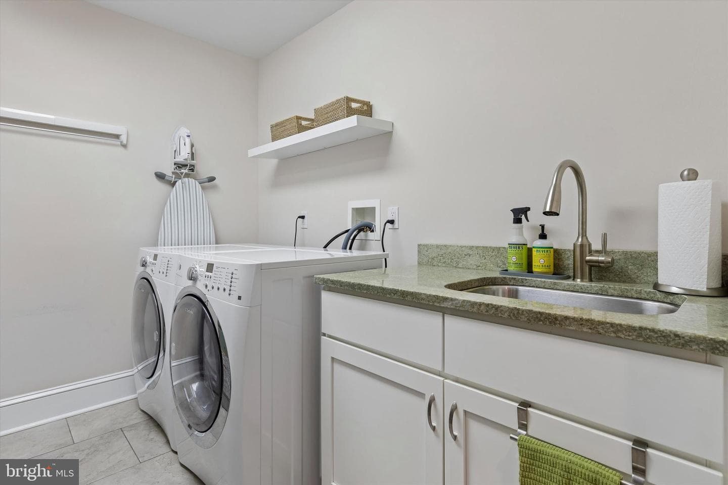 216 Wendover Street photo 24