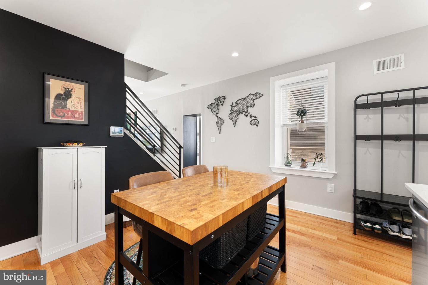 132 Shurs Lane photo 17