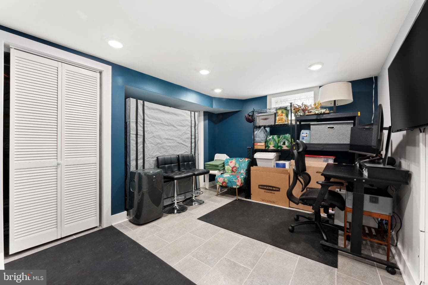 132 Shurs Lane photo 38