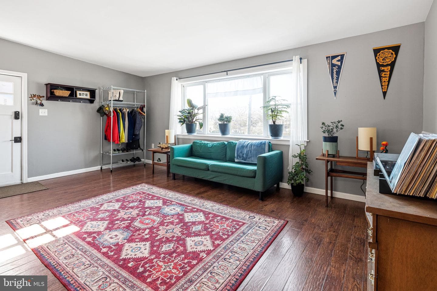 7265 Hill Road photo 3