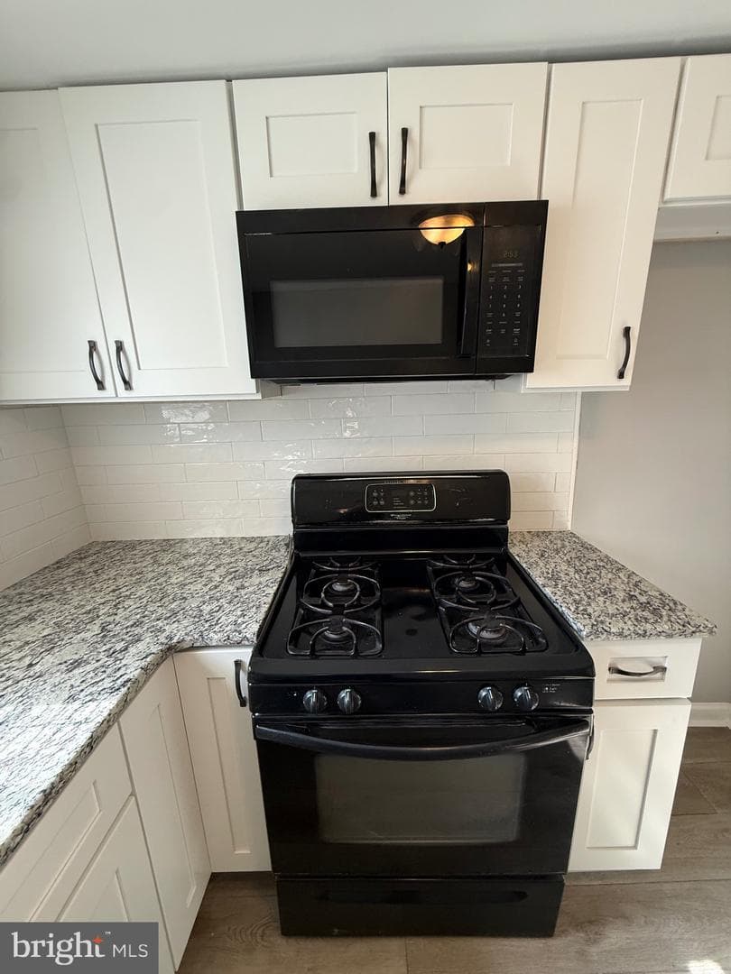 2140 E Ann Street photo 5