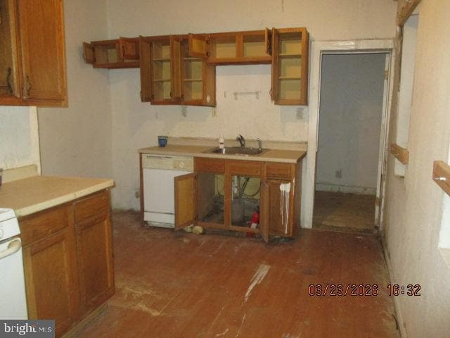 2019 E Orleans St photo 4