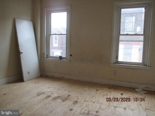 2019 E Orleans St photo 5