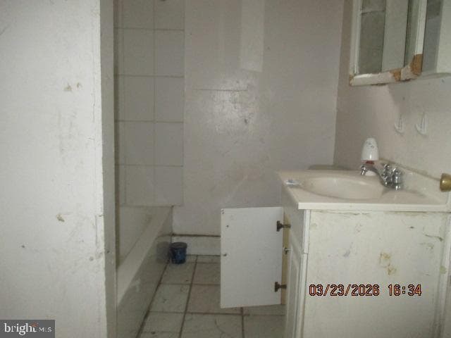 2019 E Orleans St photo 6
