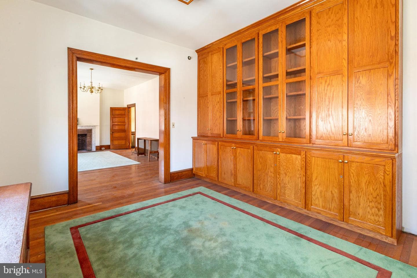 324 Wharton Street photo 10