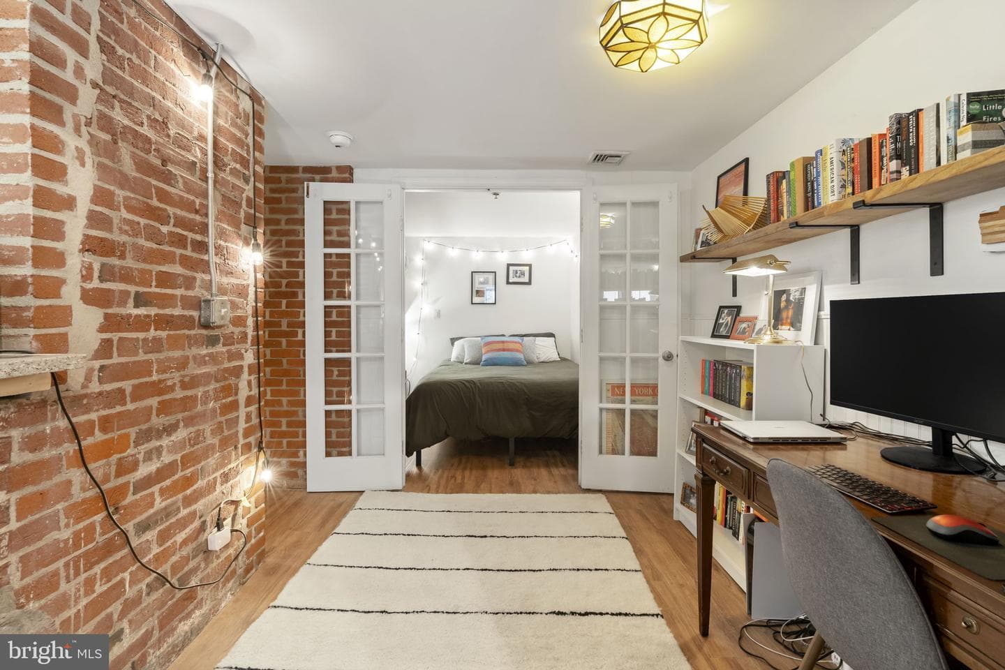 301 Race Street #c002 photo 15