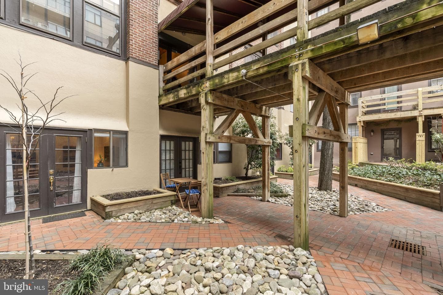 301 Race Street #c002 photo 8