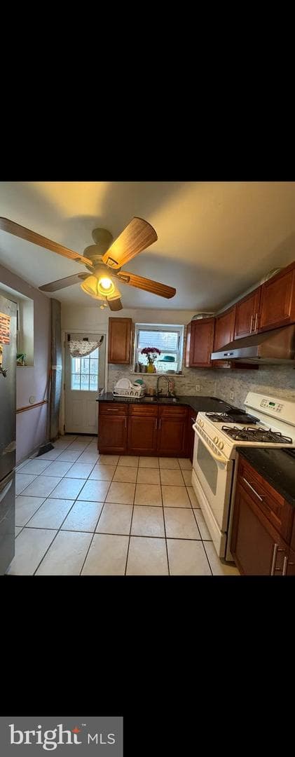2606 S Jessup Street photo 4