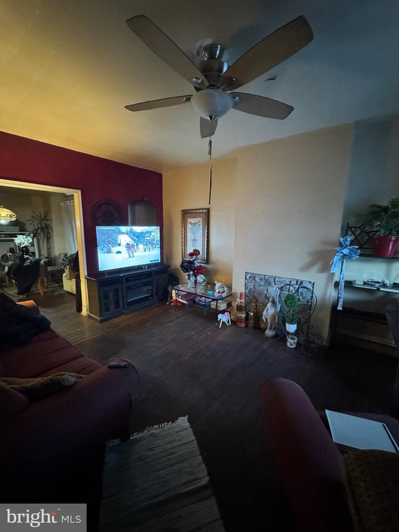 5221 Cedar Avenue photo 3