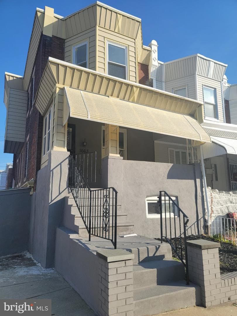 1663 N Redfield Street photo 22