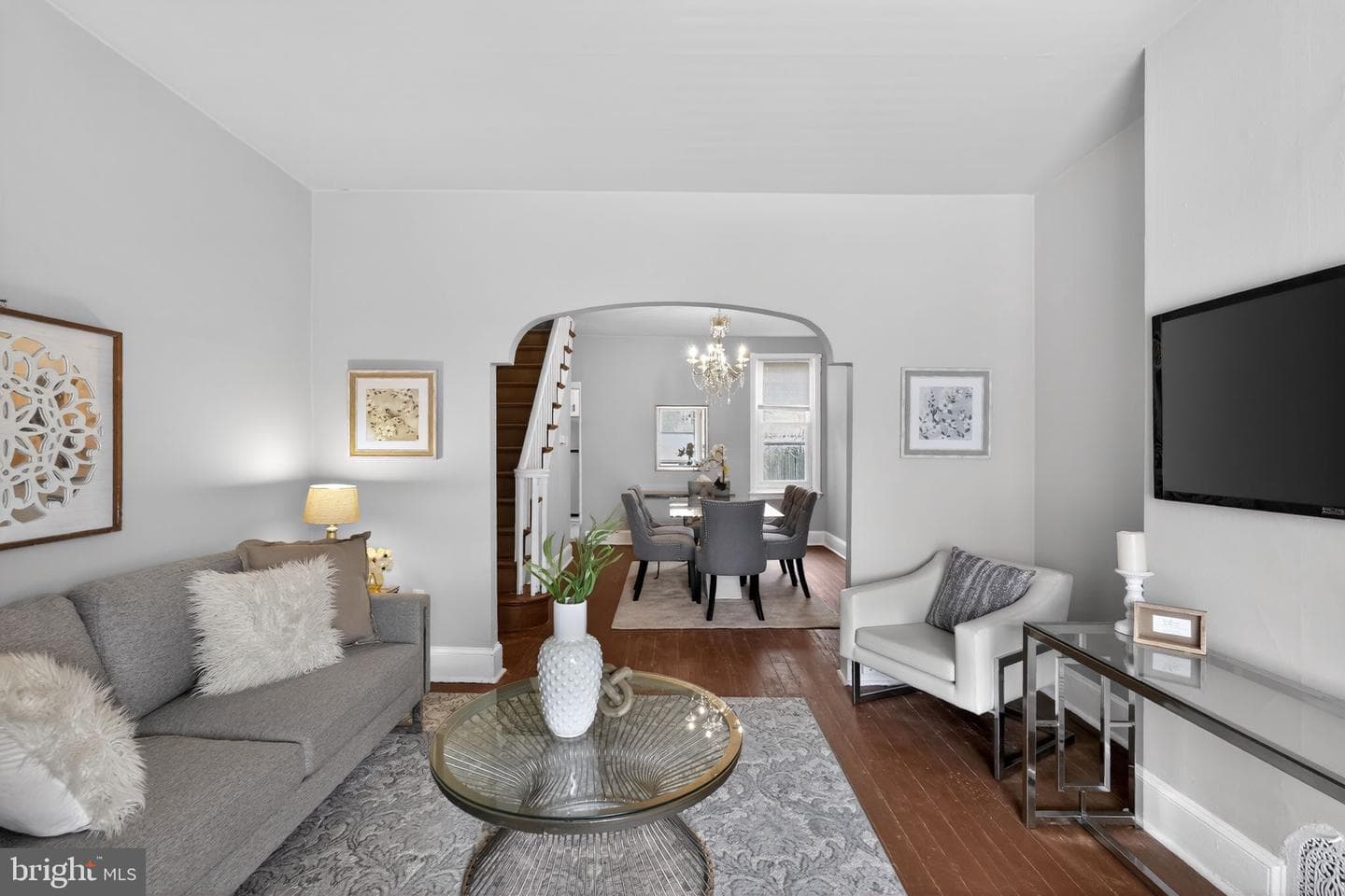 5517 Bloyd Street photo 2