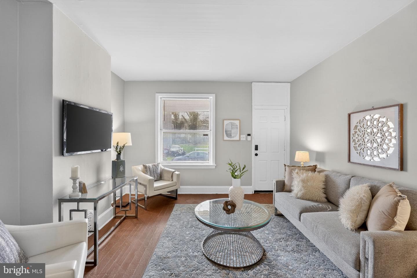 5517 Bloyd Street photo 3