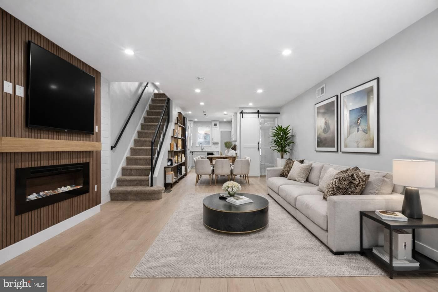 2224 S Opal Street photo 3