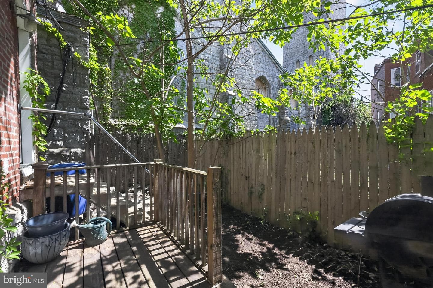 5010 Catharine Street photo 36