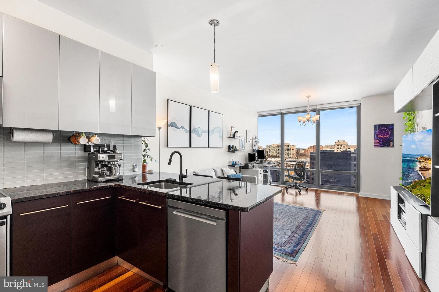 2101 Market Street #908, Philadelphia