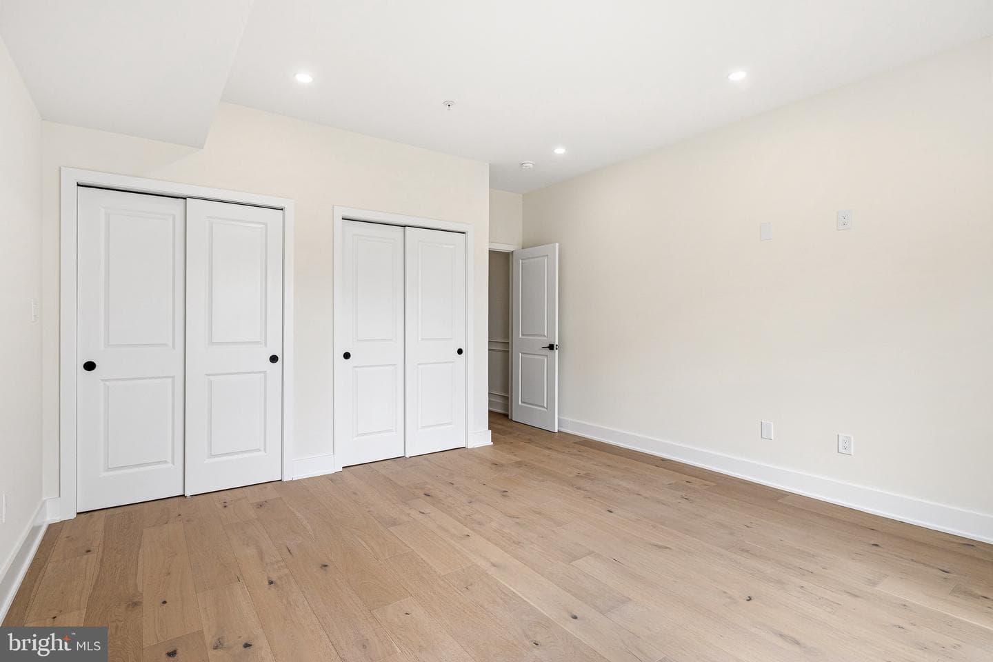 2665 Emerald Street photo 15