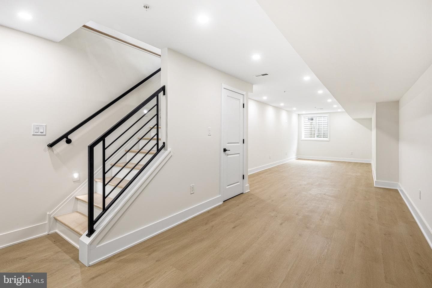 2665 Emerald Street photo 28