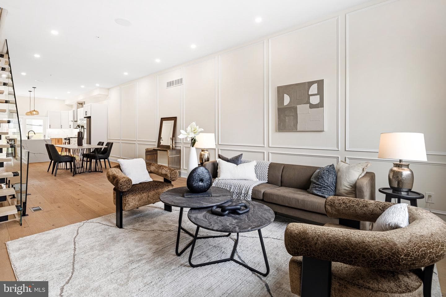 2665 Emerald Street photo 5