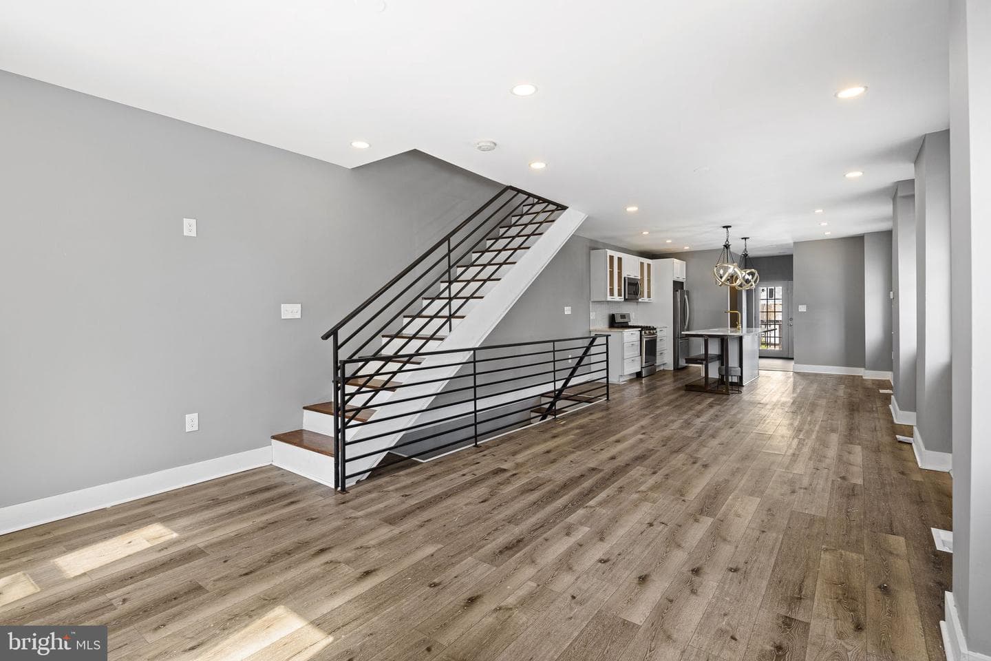 4626 E Thompson Street, Philadelphia