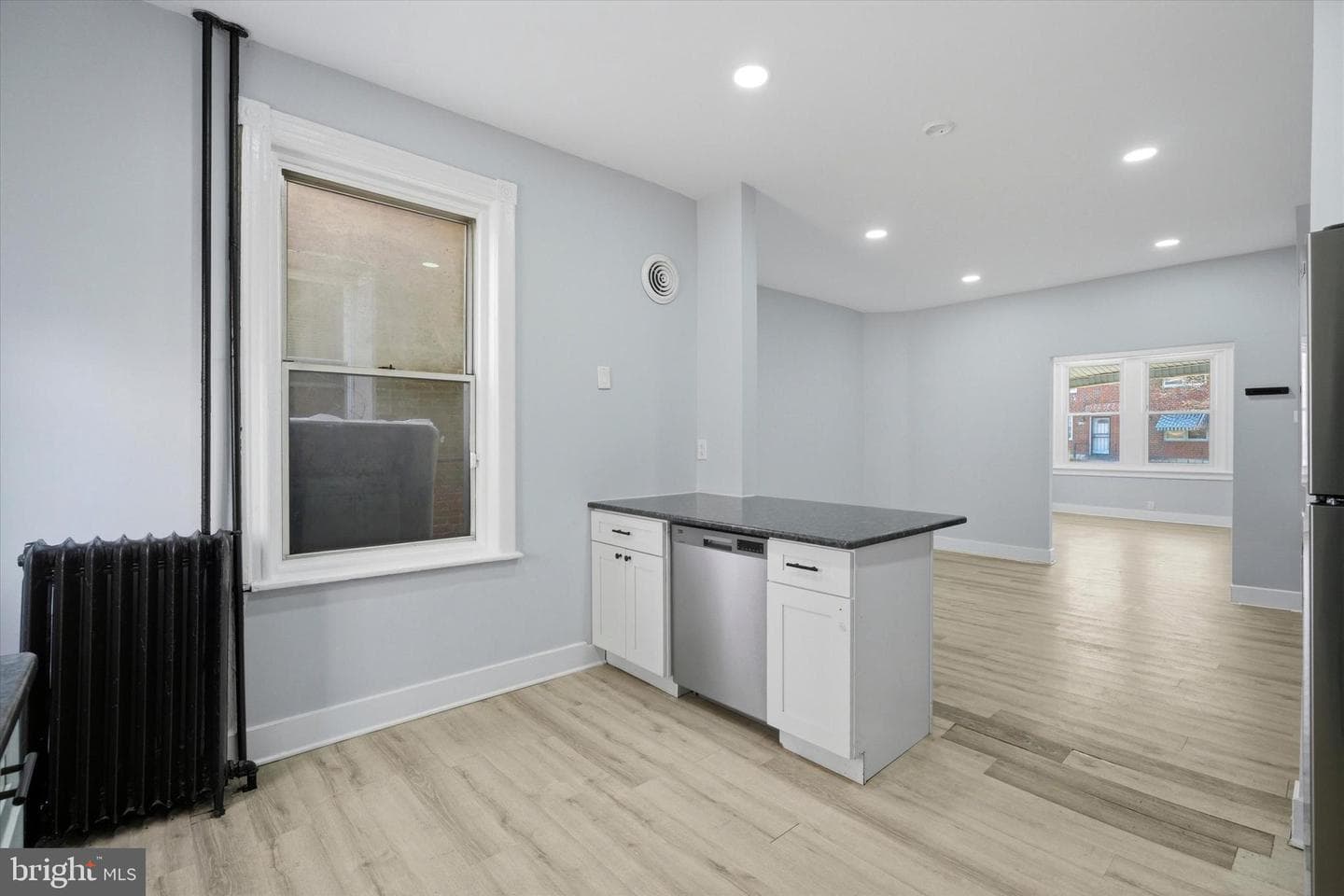 2041 Church Lane photo 8