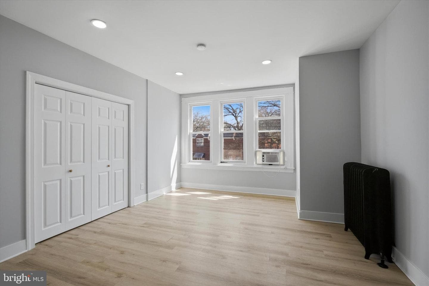 2041 Church Lane photo 9