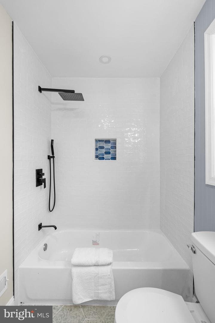 1922 S Chadwick Street photo 26