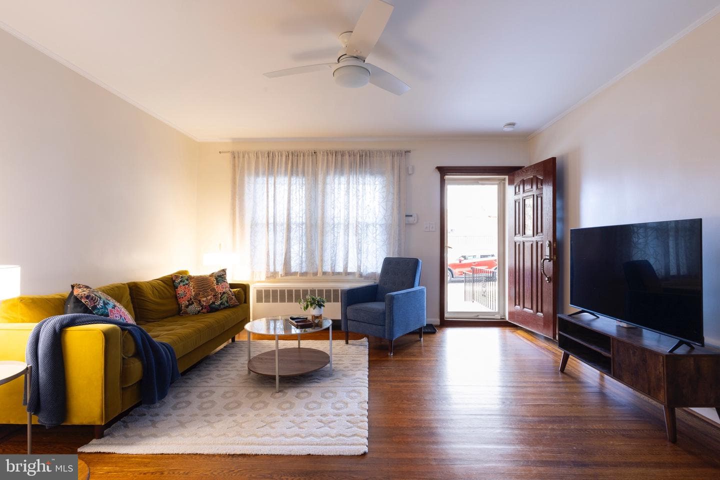 475 Pensdale Street photo 4