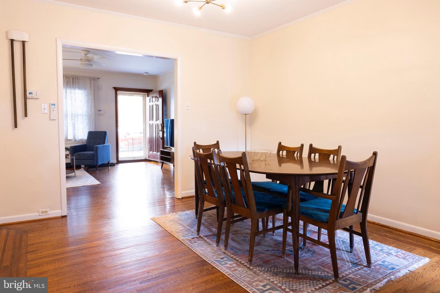 475 Pensdale Street photo 5