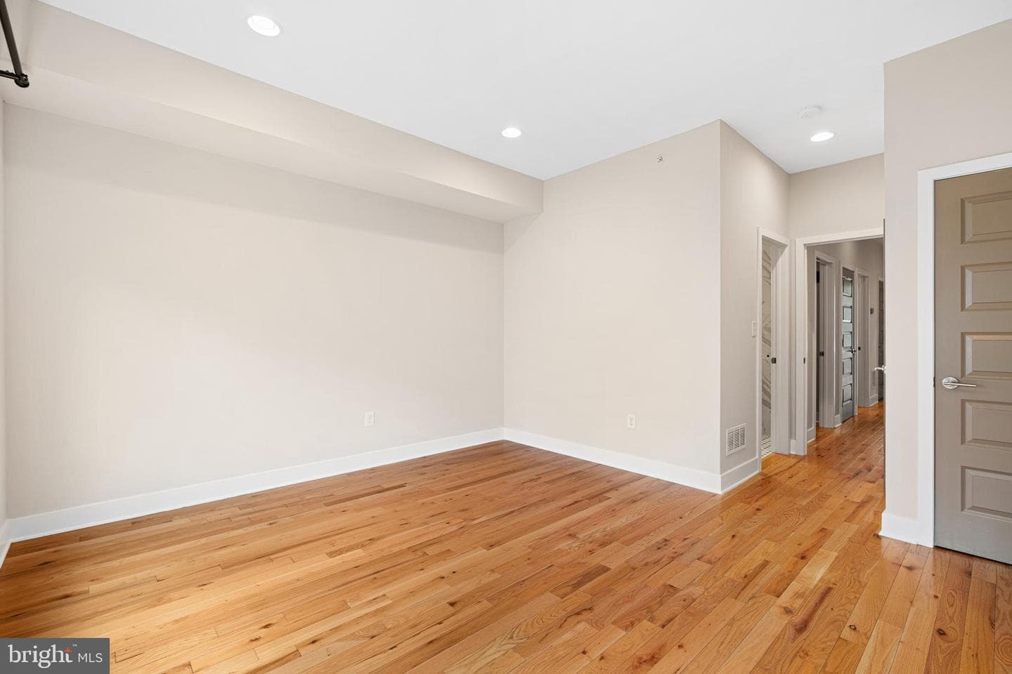 1625 Ogden Street #b photo 19