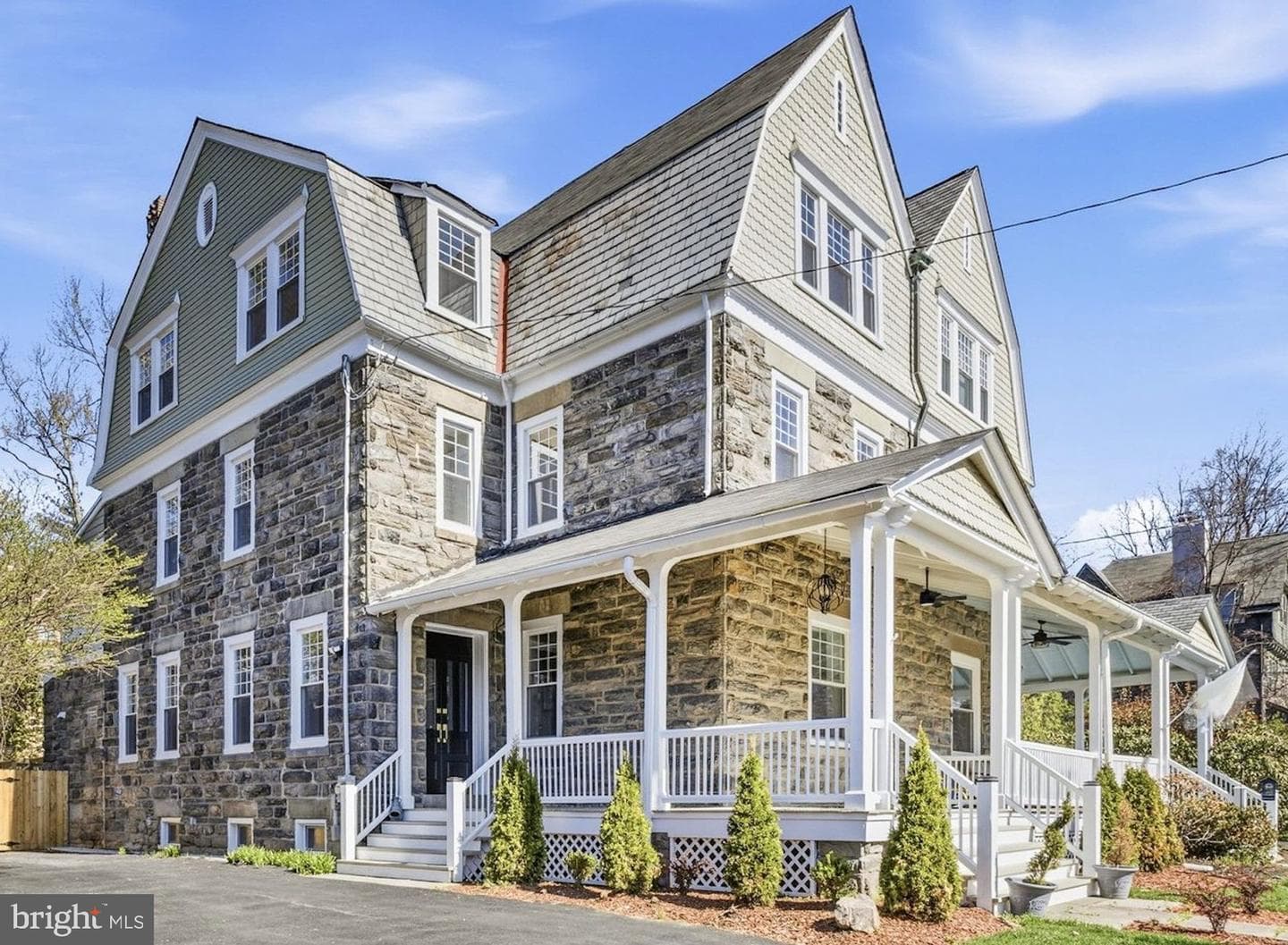 205 W Highland Avenue, Philadelphia