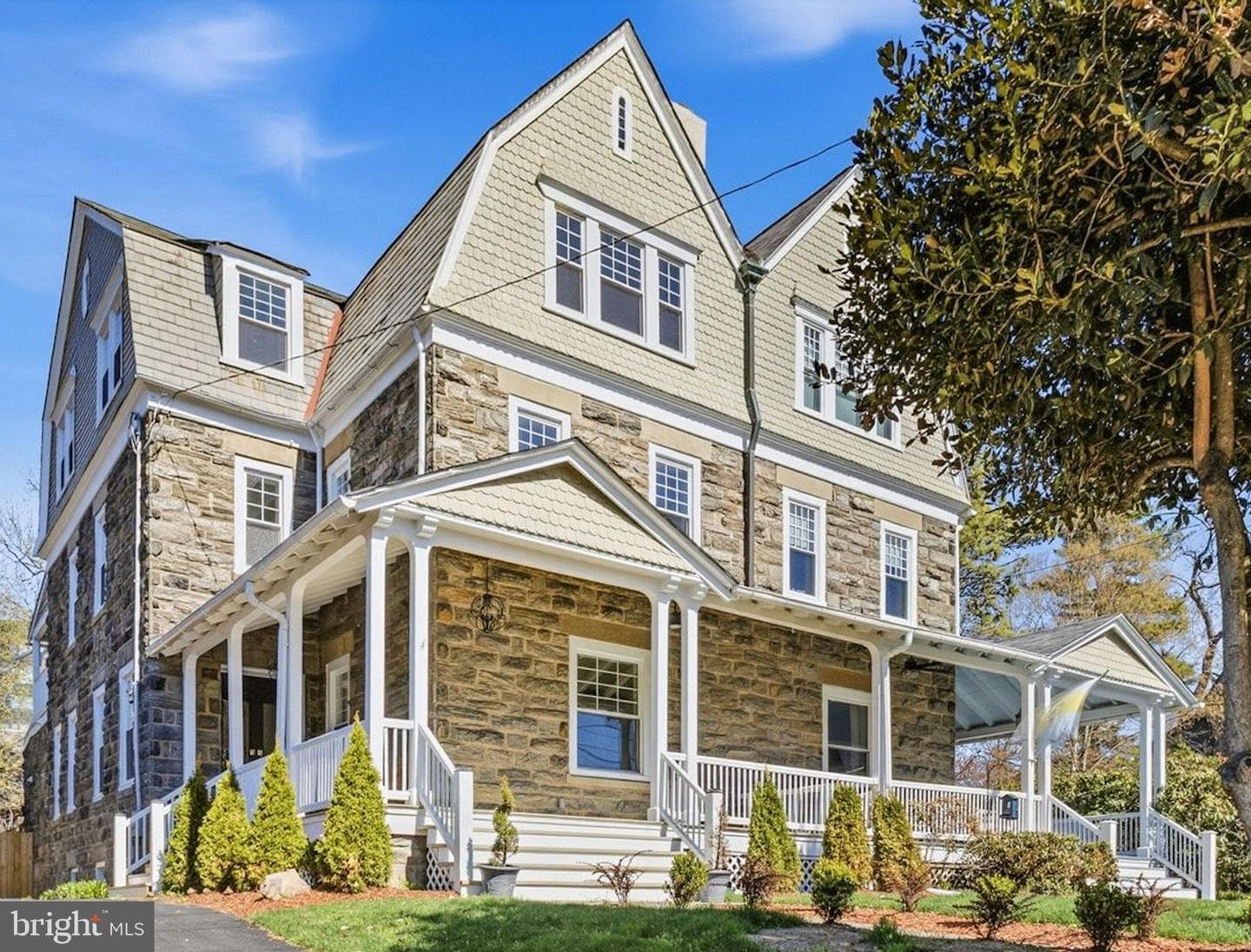205 W Highland Avenue, Philadelphia