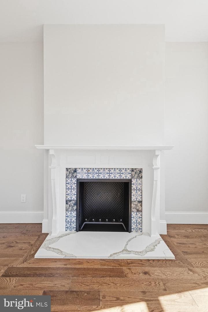 205 W Highland Avenue photo 28